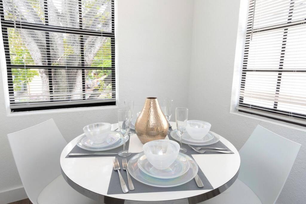 Lovely Near Brickell 2 *